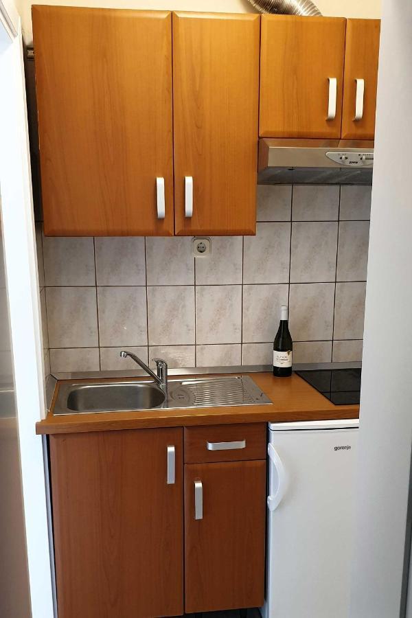 Apartments And Rooms With Parking Space Hvar - 15378 Хвар Екстер'єр фото